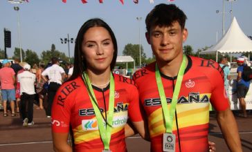 Alejandro Cortes y Lola Estrada se proclaman subcampeones de Europa Junior de los 200m Dual